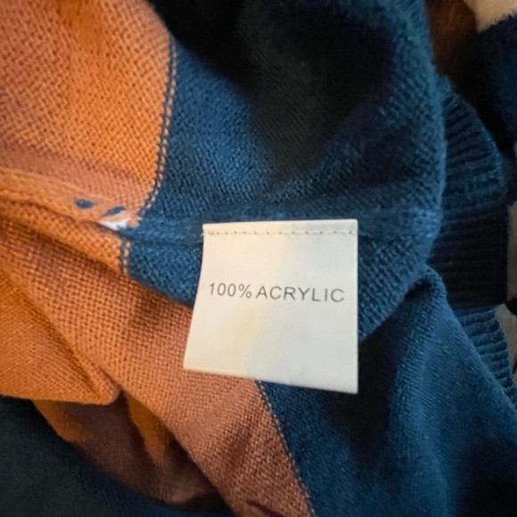 NWOT Ultra Nice Sweater with puffy sleeves. Size Small - Picture 5 of 8